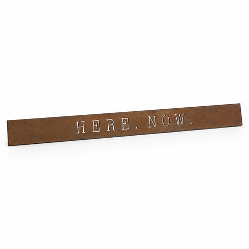 Frase - Here. Now.