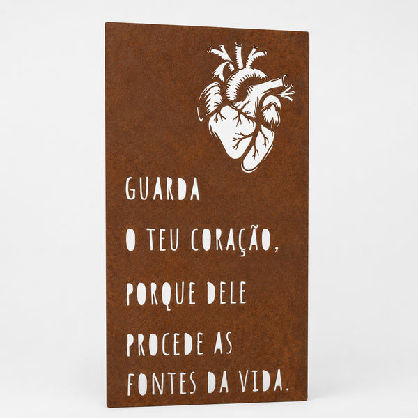 Frase - Guarda o teu coração, porque dele procede…