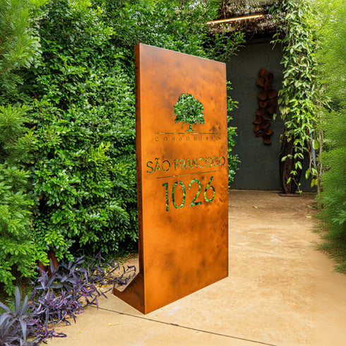 Totem Numérico Lucca